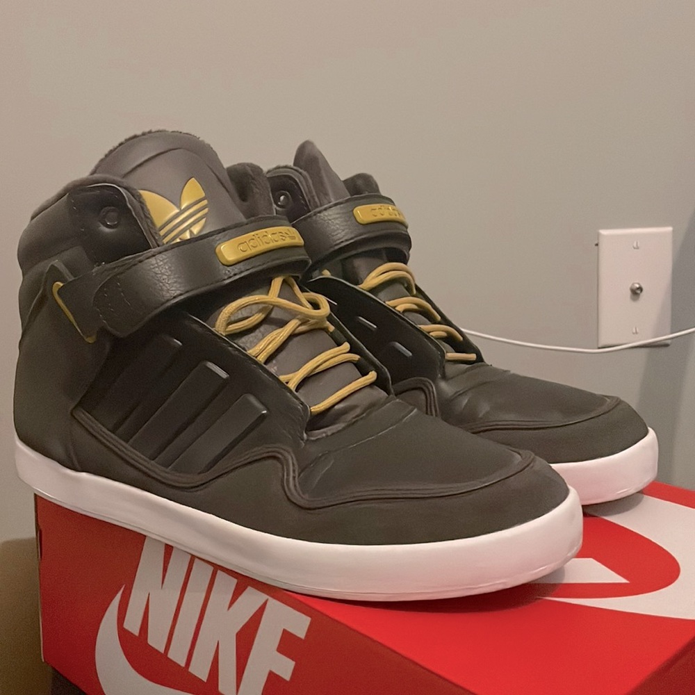 Adidas Hightops AR2.0